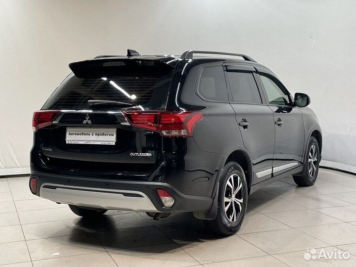 Mitsubishi Outlander 2 CVT, 2018, 51 056 км