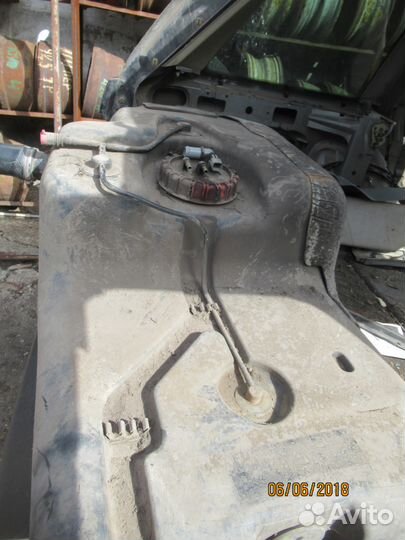 Бак топливный Рейнж Ровер Пегас с насосом esr3158