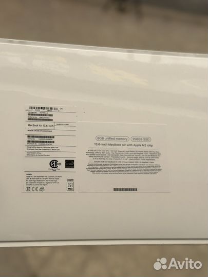 Macbook air 13 m2 2022 8 256гб черный
