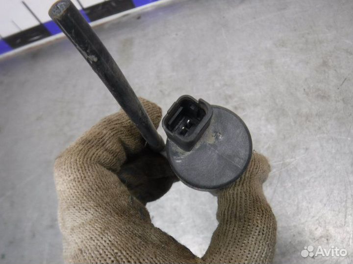 Насос омывателя ветрового стекла Nissan Almera G15