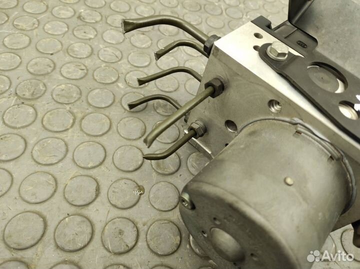 Блок ABS Bmw 525I E39 M54B25 2.5 256S5 2002