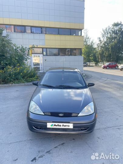 Ford Focus 2.0 МТ, 2002, 100 000 км