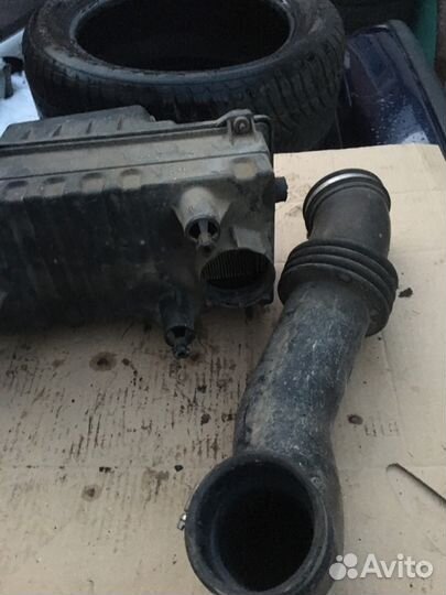 Форд Фокус-1 Корпус воздушного фильтра Американец