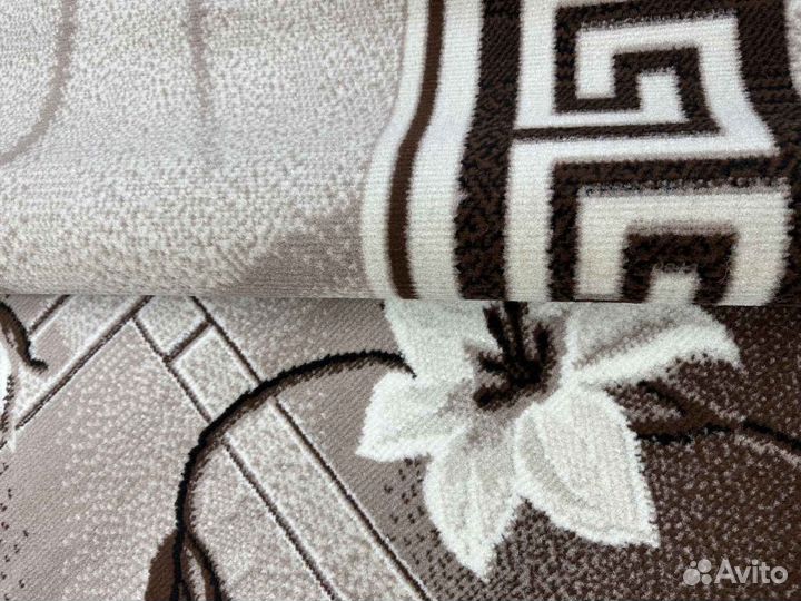 Ковер для гостинной новый 2.5х5
