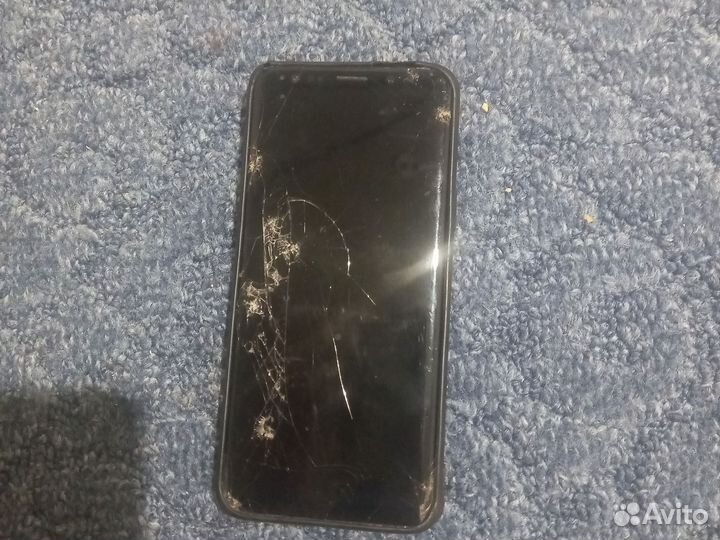 Samsung Galaxy A6, 4/64 ГБ