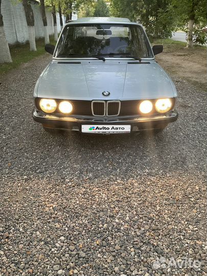 BMW 5 серия 2.5 МТ, 1982, 400 000 км