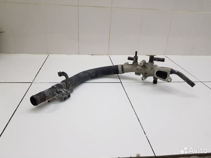 Патрубок (Genesis G70)