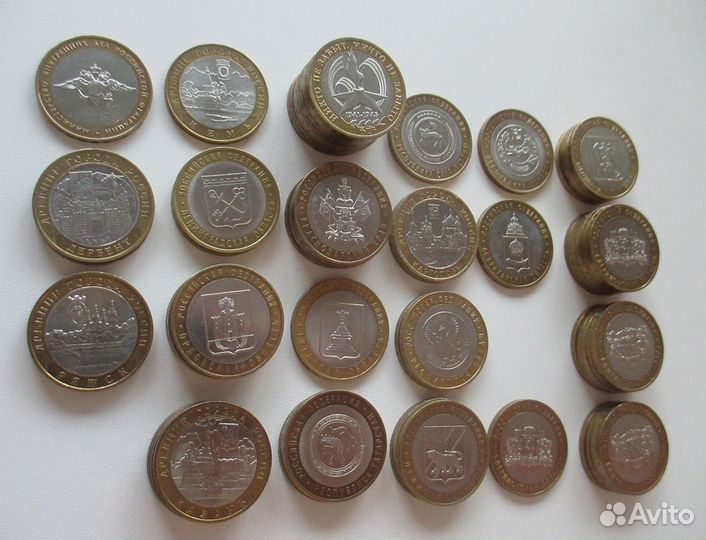 Коллекция биметаллических юбилейных монет