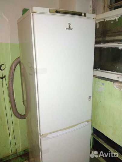 Холодильник бу