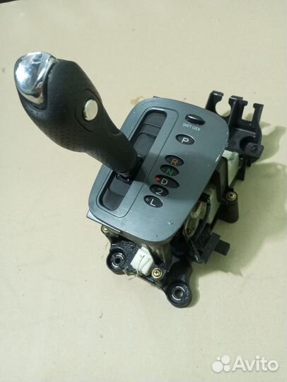 Ручка АКПП Toyota Celica кузов ZZT230