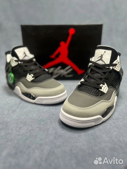 Nike air Jordan 4 retro