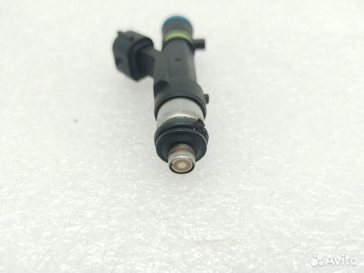 Форсунка топливная Mitsubishi Outlander Xl CW6W