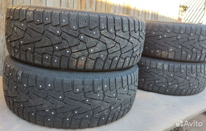 Pirelli Ice Zero 185/55 R15 82T