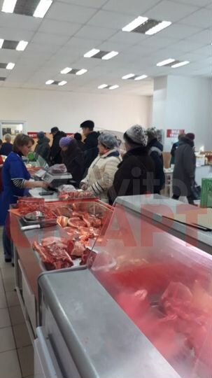 Продам торговое помещение, 340 м²