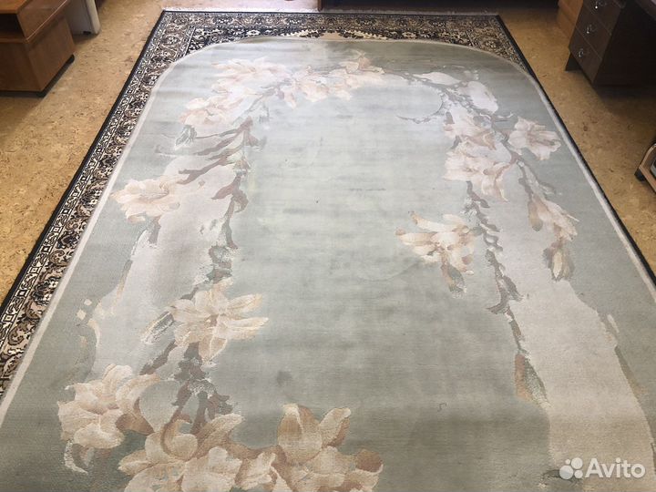 Ковер шерстяной