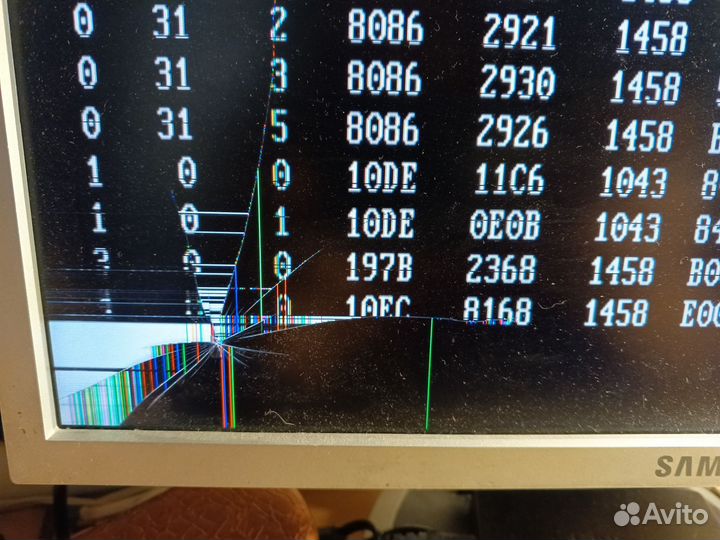 Монитор Samsung SyncMaster 940T