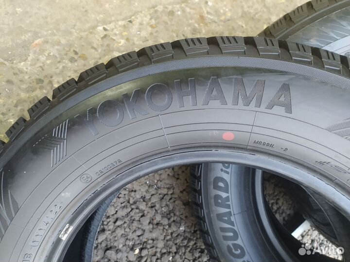 Yokohama Ice Guard IG65 215/65 R16
