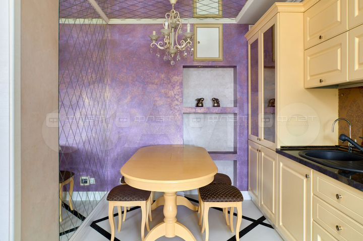 4-к. квартира, 102 м², 6/6 эт.