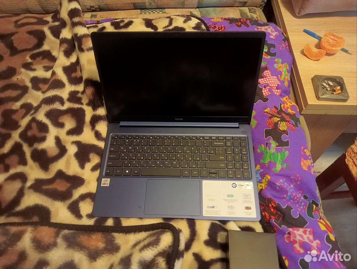 Megabok T1