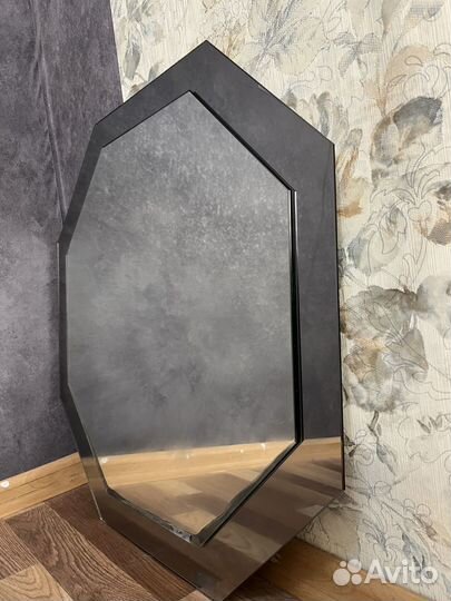 Зеркало настенное