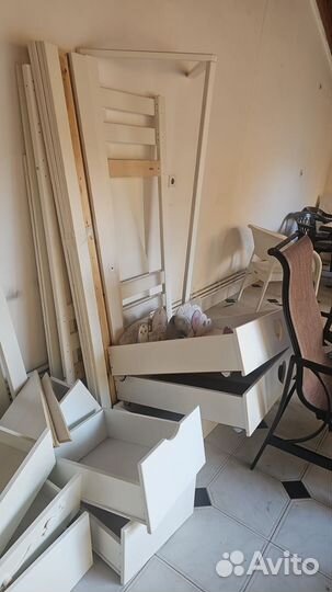 Двухярусная детская кровать