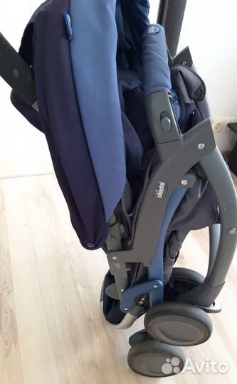 Прогулочная коляска Chicco Simplicity
