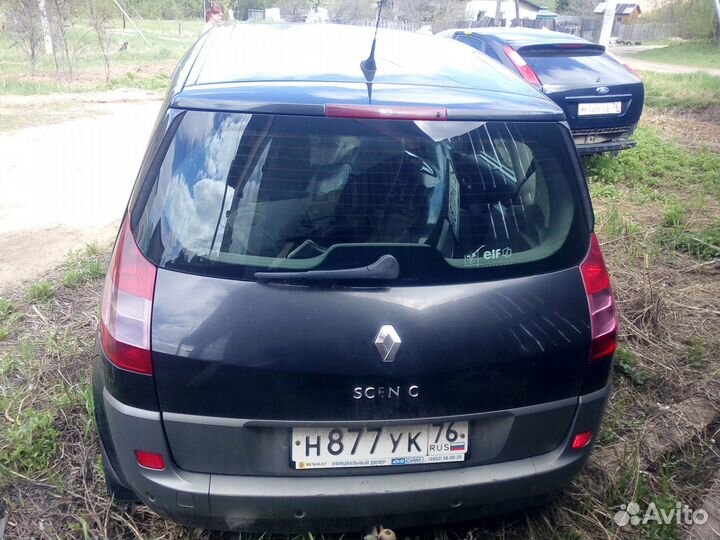 Крышка багажника рено сценик 2