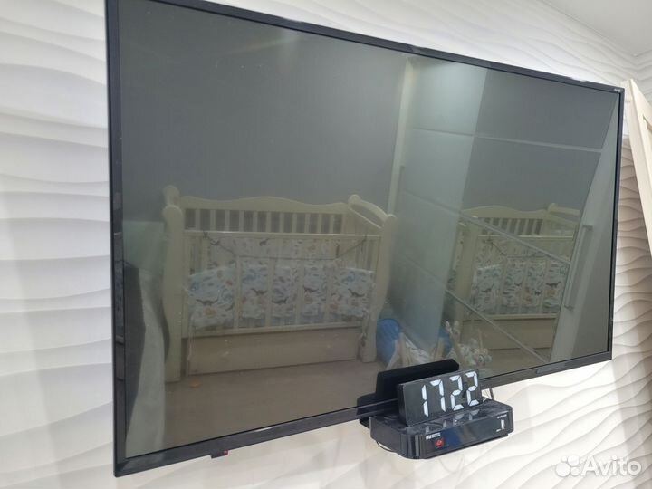 Телевизор на запчасти