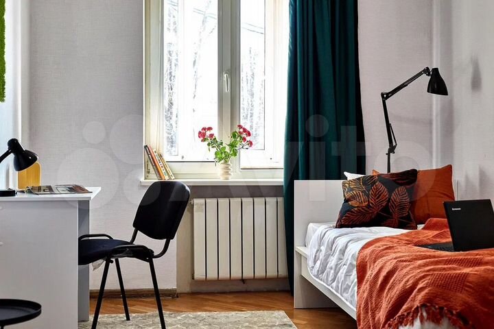 Комната 20 м² в 4-к., 2/10 эт.