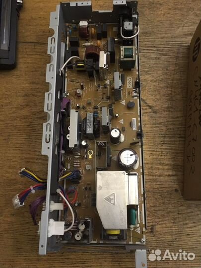 Плата питания hp m575