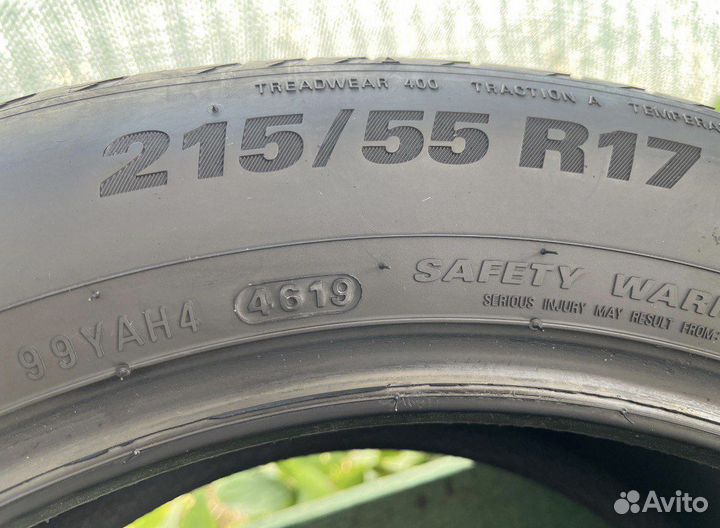 Kumho Ecsta HS51 215/55 R17 94V