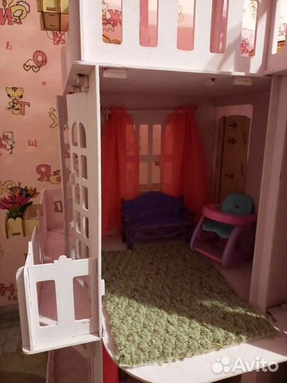 Домик кукольный