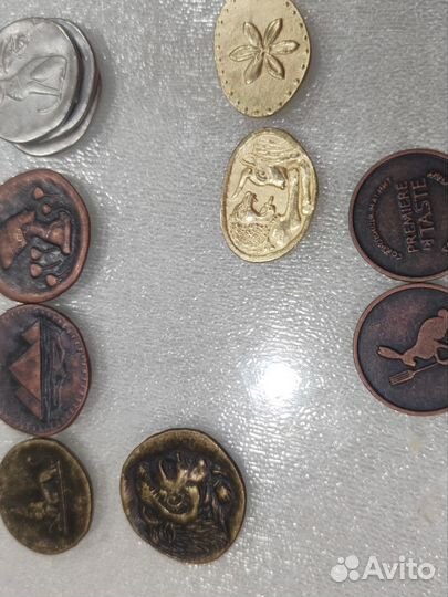 Монеты магнеты из магнита