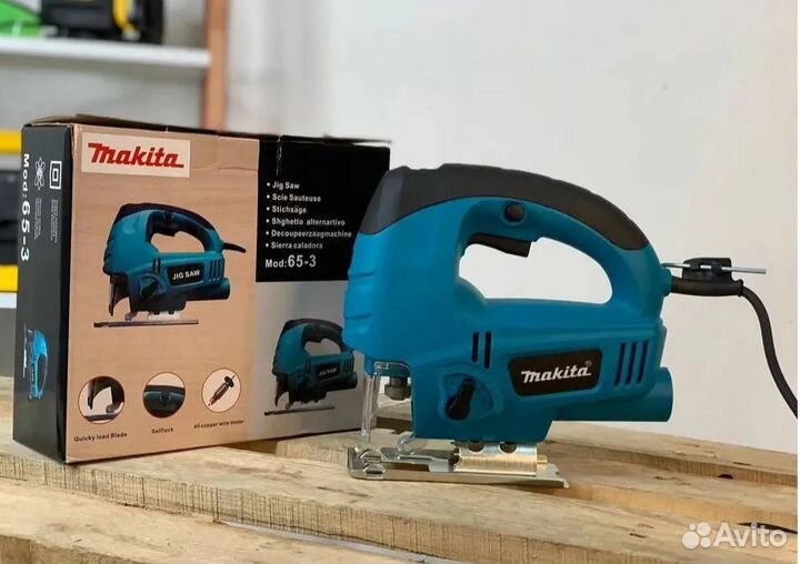 Лобзик электрический Makita с лазером сетевой 650