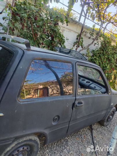 Капот на оку