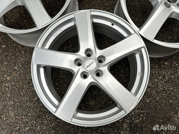 Диски Alutec Freeze 7.5x19 5x112 ET32 Dia 66.6