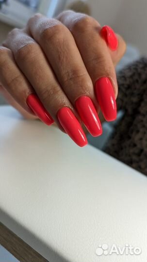 Маникюр, педикюр