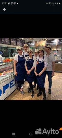 Официант с проживанием (не вахта). Москва