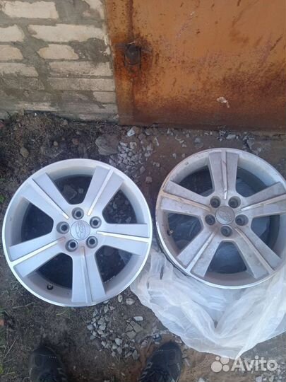 Литые диски р16 subaru 2 шт