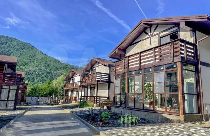 Коттедж 140 м² на участке 7 сот.