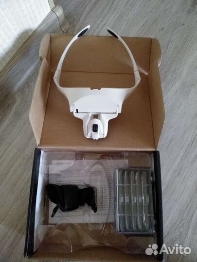 Очки для мастера маникюра с 5 насадками