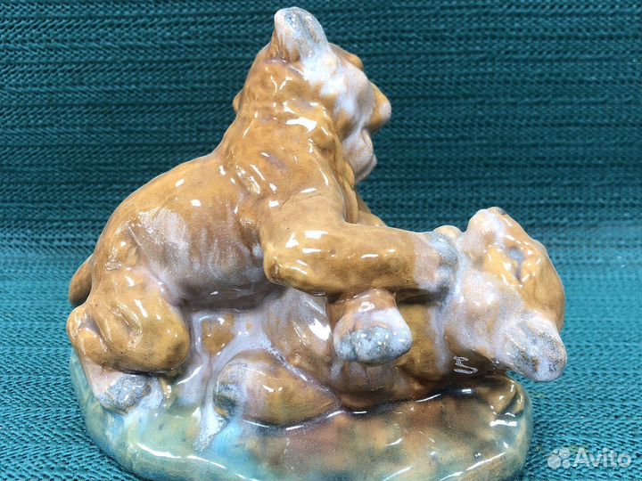 Статуэтка Играющие львята Керамика Гжель