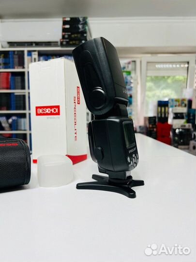 Фотовспышка Универсальная Beschoi L541