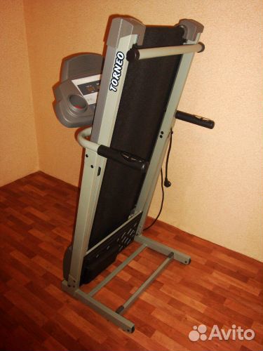Электрическая беговая дорожка Torneo Linia T-203