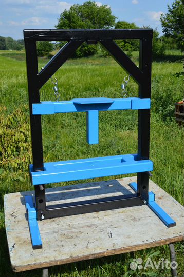 Пресс гидравлический (рама для домкрата)