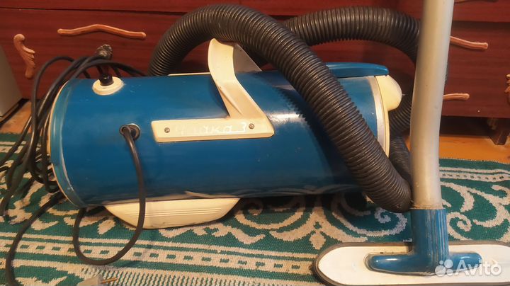 Пылесос Чайка 3