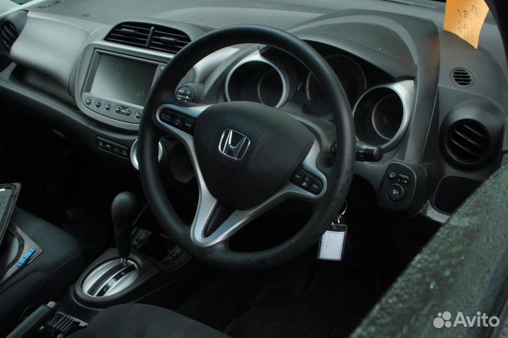 Накладка на стойку кузова Honda Fit GE8 L15A