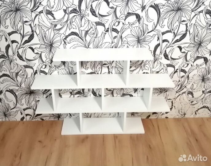 Полка белая новая (не икеа )