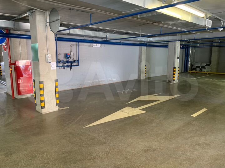 Машиноместо, 18 м²