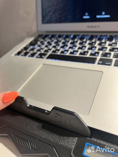 Подставка с охлаждением для ноутбука